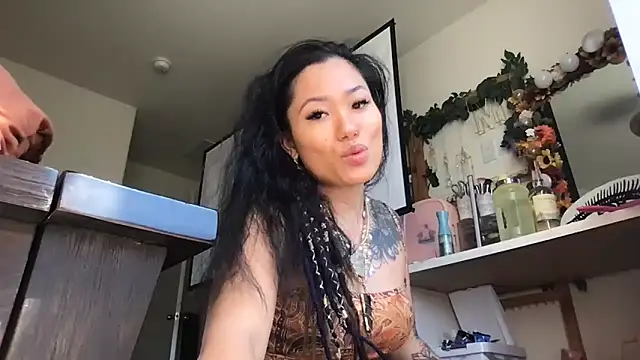 222goddess444you online show from April 2026 05:54:01 PM