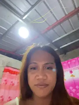 Queen-barbie online show from March 2026 02:02:02 PM