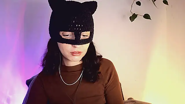 Onirica L online show from July 2026 09:03:02 PM