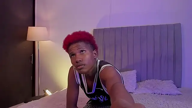 im oleiderr online show from April 2026 07:42:01 PM