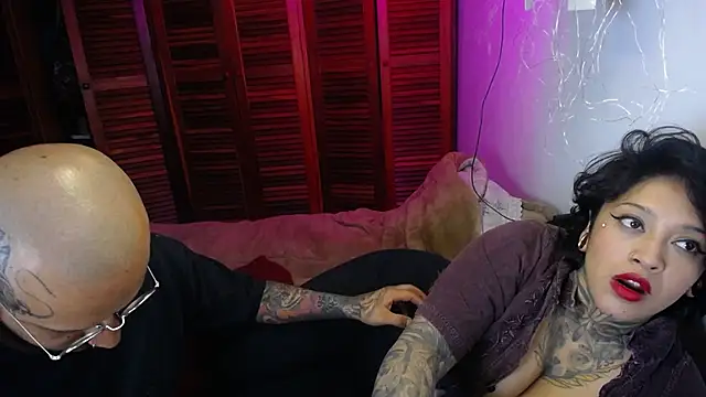 SoftSin1 online show from April 2026 05:01:02 AM