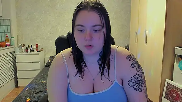 katya idinax online show from February 2026 04:05:01 PM