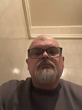 Snapshot of Crvendac76 chatting on February 2026 11:21:02 AM Crvendac76 online show from February 2026 11:21:02 AM