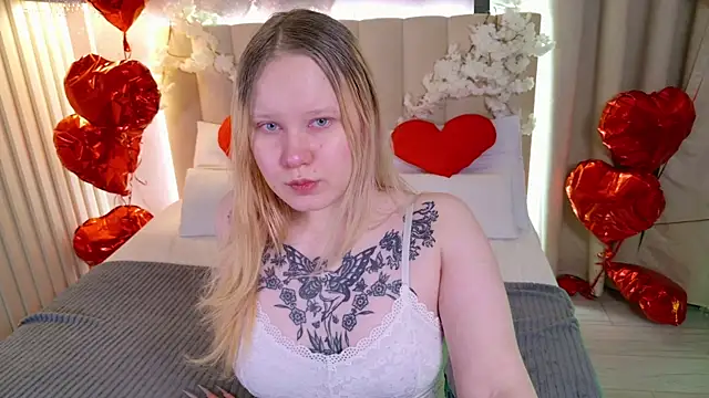 Snapshot of AnnieVibe chatting on February 2026 05:34:02 PM AnnieVibe online show from February 2026 05:34:02 PM