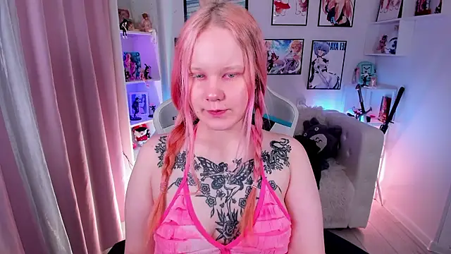 AnnieVibe online show from March 2026 05:36:02 PM