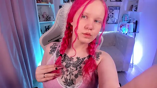 AnnieVibe online show from May 2026 05:41:01 PM
