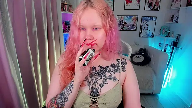 AnnieVibe online show from March 2026 05:36:02 PM