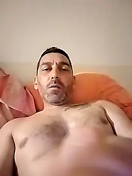 Spider2828 online show from April 2026 07:31:01 PM