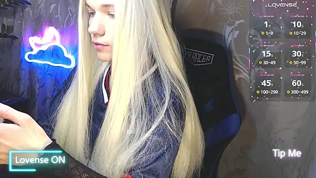 Shiny Victoria online show from March 2026 09:42:01 AM