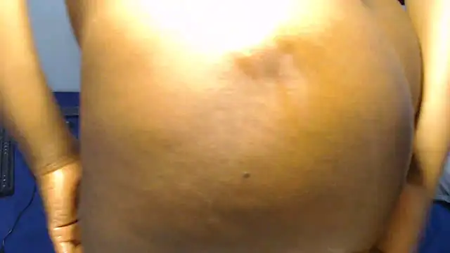 Snapshot of karen-001 chatting on February 2026 09:10:01 AM karen-001 online show from February 2026 09:10:01 AM