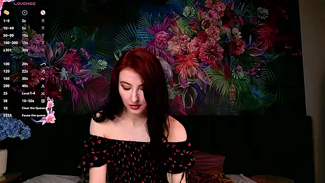 Snapshot of NicoleLuxe chatting on May 2026 06:16:01 PM NicoleLuxe online show from May 2026 06:16:01 PM