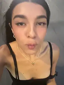 NaniBlossomX online show from April 2026 11:23:02 PM