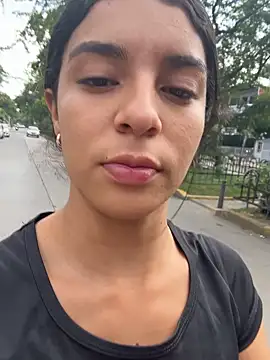 NaniBlossomX online show from March 2026 07:25:02 PM