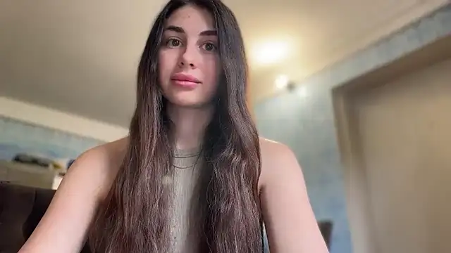 LiluMartiznir online show from May 2026 11:16:01 AM