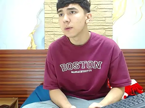 Snapshot of massimoferrera303av chatting on February 2026 07:47:01 PM massimoferrera303av online show from February 2026 07:47:01 PM