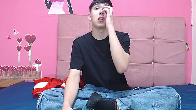 Snapshot of massimoferrera303av chatting on February 2026 05:21:01 PM massimoferrera303av online show from February 2026 05:21:01 PM