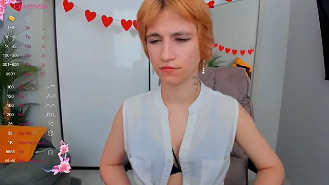 AutumnWhisper online show from April 2026 03:15:02 PM