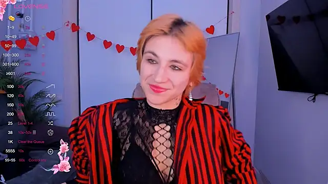 AutumnWhisper online show from April 2026 03:41:02 PM