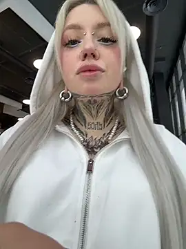 Chiibi online show from February 2026 10:02:02 AM