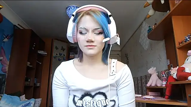 KathernSaulters online show from February 2026 06:56:01 AM