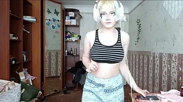 KathernSaulters online show from March 2026 07:37:02 AM