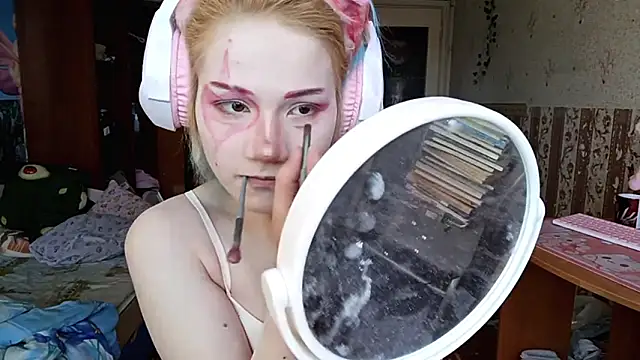 KathernSaulters online show from February 2026 07:10:02 AM