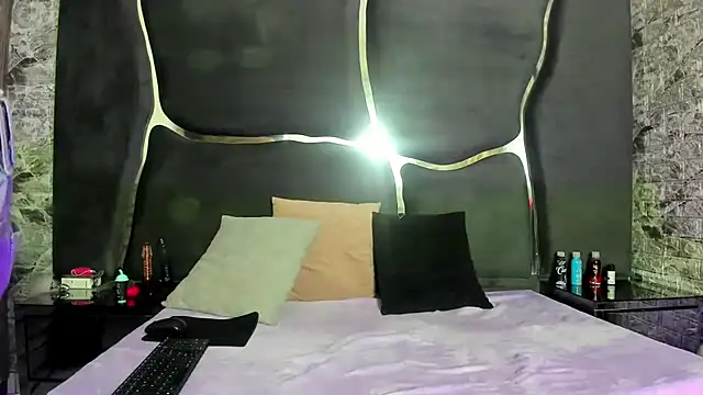 SaxxybunnyAndJayzzy online show from May 2026 04:29:01 AM