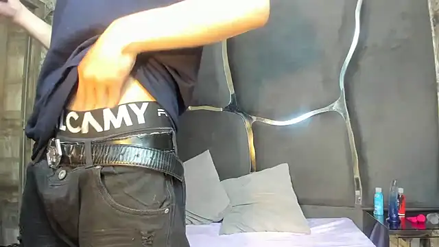 SaxxybunnyAndJayzzy online show from March 2026 10:41:01 PM