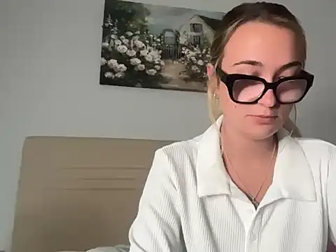 kelseyblu online show from April 2026 10:47:02 PM