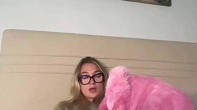 kelseyblu online show from May 2026 11:36:01 PM