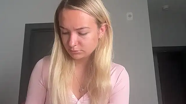 kelseyblu online show from May 2026 12:47:02 AM