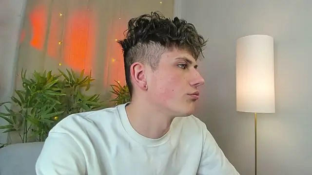 Rony Joy online show from April 2026 08:26:01 PM