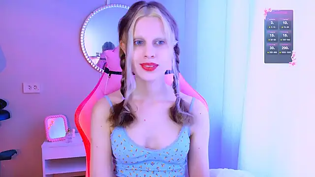 Maxine gold online show from March 2026 02:34:02 PM