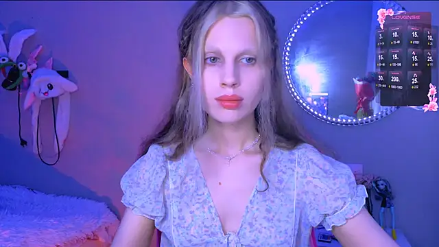 Maxine gold online show from March 2026 08:14:01 PM