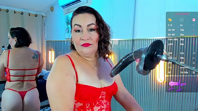 nazly bigass online show from April 2026 08:15:02 PM