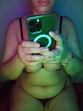 Snapshot of kamilia_sexyy chatting on July 2026 05:47:01 AM kamilia sexyy online show from July 2026 05:47:01 AM