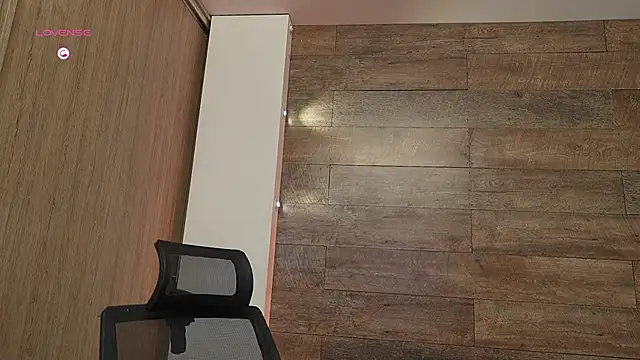 connor h1 online show from March 2026 07:06:02 AM