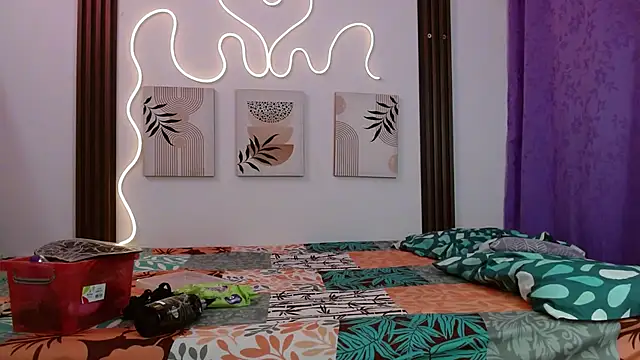 Miss Merrie online show from February 2026 09:28:01 AM