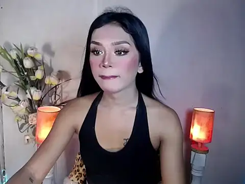 Snapshot of Darkness_Angel chatting on June 2026 01:33:01 AM Darkness Angel online show from June 2026 01:33:01 AM