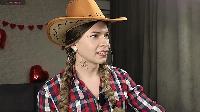 Anna inHear online show from February 2026 05:23:02 PM