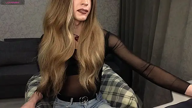 Anna inHear online show from April 2026 04:14:02 PM