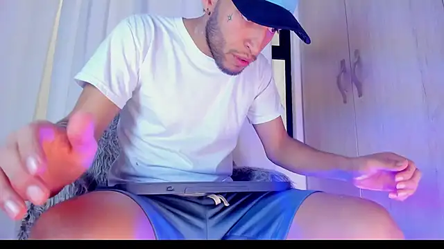 Velvet Angel online show from May 2026 08:34:02 PM