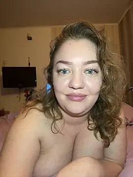 BBBWOOW online show from April 2026 11:09:02 PM