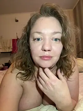 Snapshot of BBBWOOW chatting on February 2026 02:31:02 AM BBBWOOW online show from February 2026 02:31:02 AM