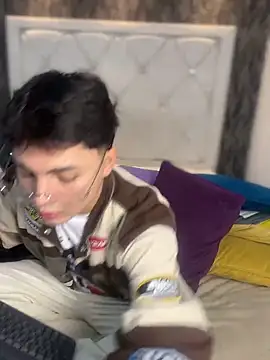 Samu Hott online show from March 2026 08:43:01 PM