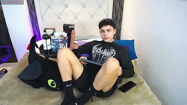 Samu Hott online show from March 2026 08:21:01 PM