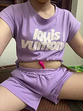 Yinini online show from April 2026 01:52:01 PM