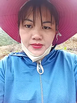 Anna 516 online show from March 2026 01:49:02 AM