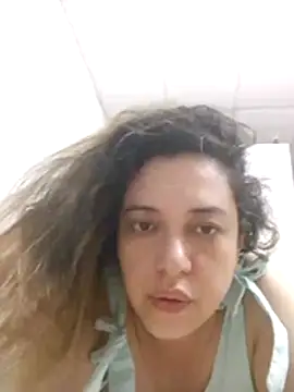 risitos23 online show from July 2026 05:31:01 AM