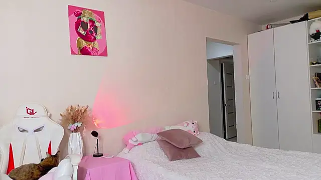 Snapshot of peachiee_ chatting on February 2026 02:12:01 AM peachiee online show from February 2026 02:12:01 AM